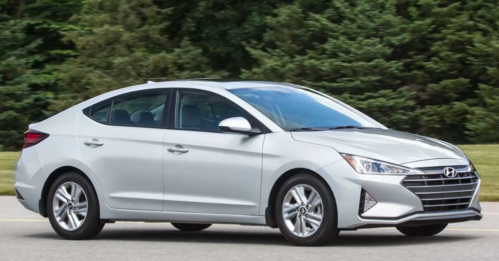 Ten Reasons You’ll Want to Drive the Hyundai Elantra