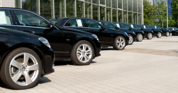 5 Things to Keep in Mind When Buying a Used Luxury Car