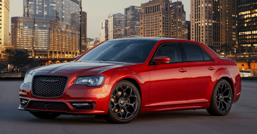 the-2023-chrysler-300-is-definitely-worth-the-hype-banner