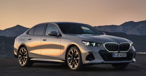 BMW Steers Toward Hybrid Luxury with New 550e and 530e xDrive Models